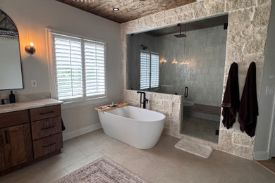 Bathroom - bathroom idea in Atlanta