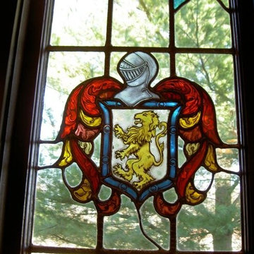 Tudor style leaded glass