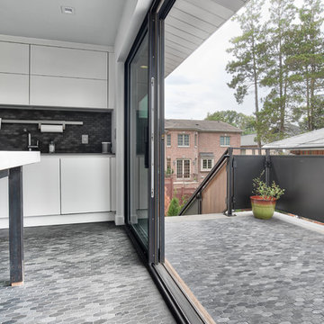 Fort Lee NJ - Meticulous Modern Kitchen