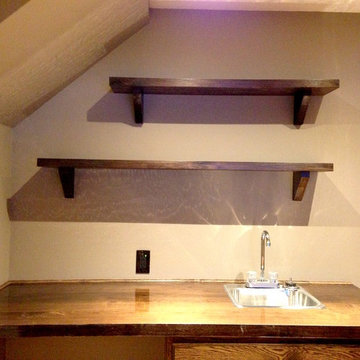 Rustic Royal Oak Basement