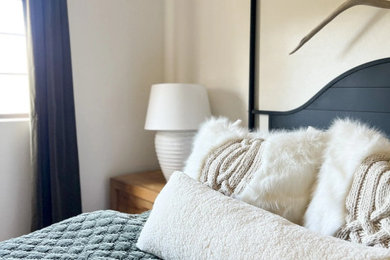 Example of a mountain style bedroom design in Phoenix