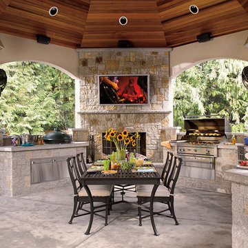 OUTDOOR SPACES