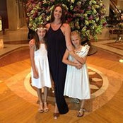 Justine Blakeman's photo