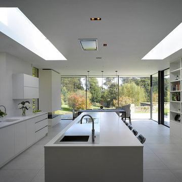 Roundhouse contemporary kitchens