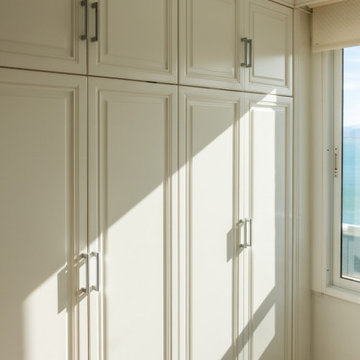 Apartamento mediterráneo contemporáneo con vistas al mar