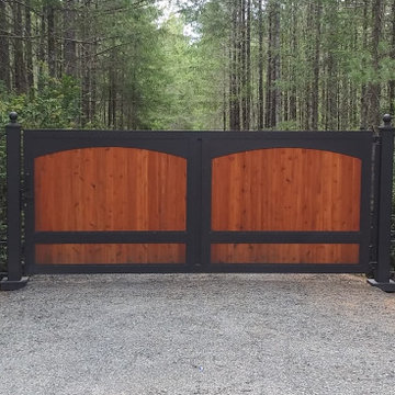 Tabor Driveway Gate