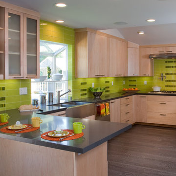 Pop of Green Kitchen