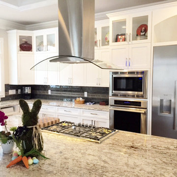Thompson Family Kitchen Ft. Proline PLFI 544 Range Hood