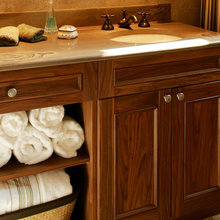 Bentwood Custom Cabinetry