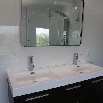 Bathroom remodeling - Los Angeles, CA.