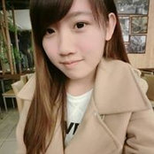 Yi Chun Lin's photo