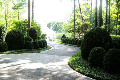 This is an example of a traditional landscaping in New York.