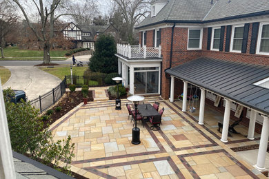 Example of a classic home design design in Other