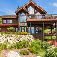 lakefront houses exterior