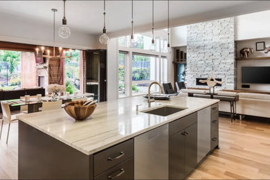Example of a mid-sized trendy kitchen design in Los Angeles