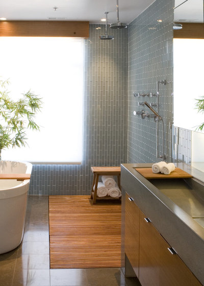 Contemporary Bathroom by modern house architects
