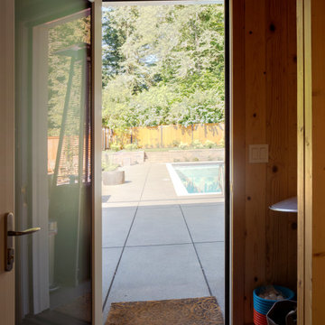 Battle Point Pool House