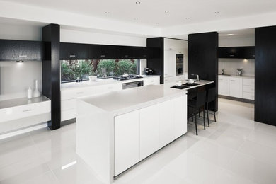 Design ideas for a modern kitchen in Brisbane.