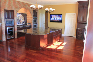 Example of a classic kitchen design in Other
