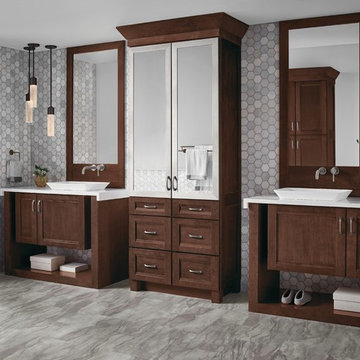 KraftMaid: Kaffé Suede Vanity