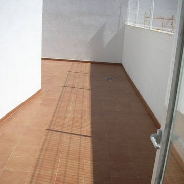 Edificio 4 apartamentos, 242,05 metros cuadrados.