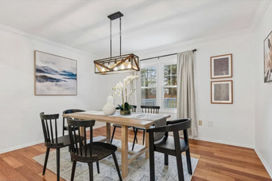 Example of a dining room design in Philadelphia