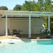 Pool / outdoor space