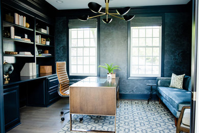 Home office - transitional home office idea in Los Angeles