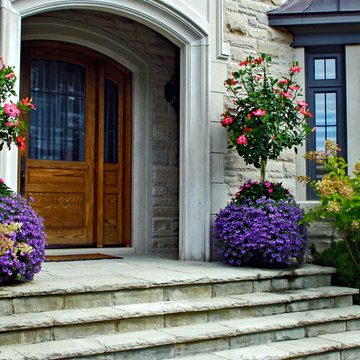 Summer Seasonal Urns