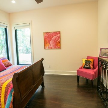 Contemporary Lodge