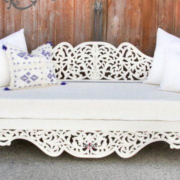 Blanca Raj Anglo Indian Carved Daybed