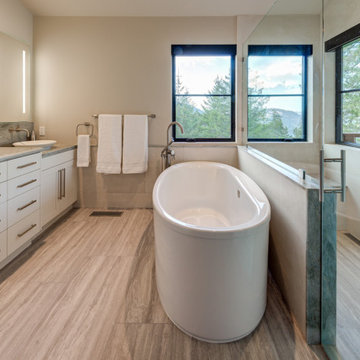 Lake Sonoma Family Retreat