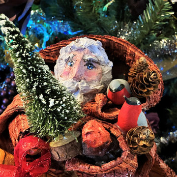 Custom Holiday and Decorating Figures
