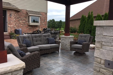 Patio - traditional patio idea in Chicago