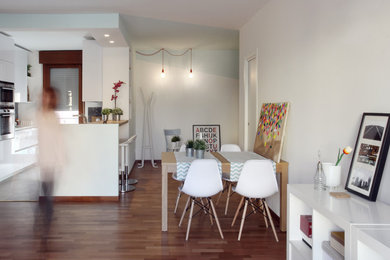 Ispirazione per una sala da pranzo minimal