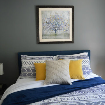 Bambury's Hillside Chalet - Navy Bedroom