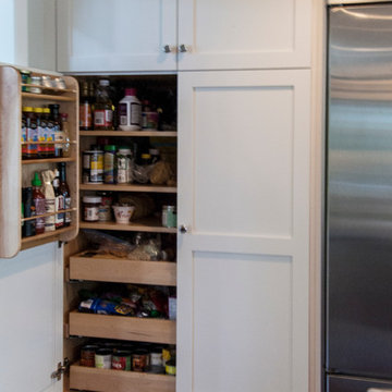 Sophisticated Bryn Mawr Kitchen