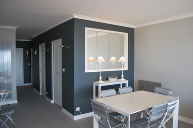 Exemple d'une salle à manger tendance.