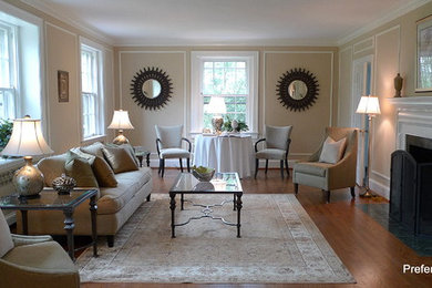 Inspiration for a transitional living room remodel in DC Metro
