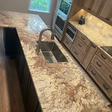 Medallion Cherry Cappuccino Black