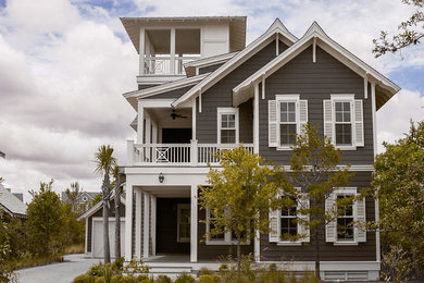Inspiration for an exterior home remodel in Miami