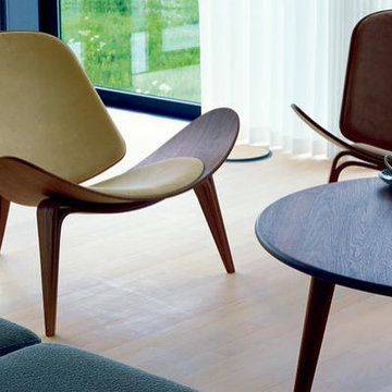 Hans Wegner Chairs by Barcelona Designs