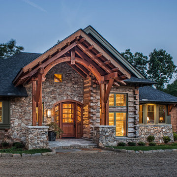 Rustic Arts and Craft Entryway