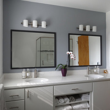 Soothing Contemporary Bath