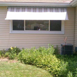 Retractable Awnings - Outdoor Umbrellas