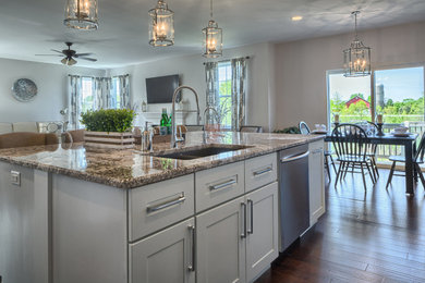 Inspiration for a shabby-chic style kitchen remodel in Chicago