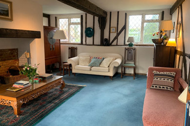 Inspiration for a cottage living room remodel in Kent