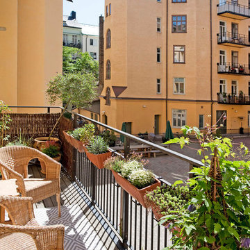 REPRESENTATIV PARADVÅNING INVID TEGNÉRLUNDEN