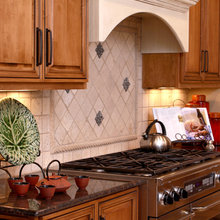 kitchen cab and back splash