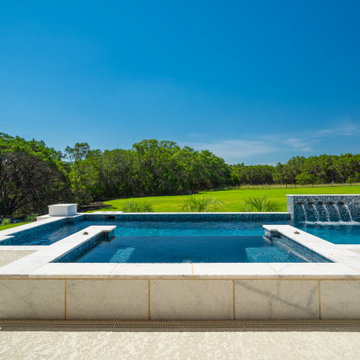 Negative Edge Spa on Modern Pool in San Antonio, Tx
